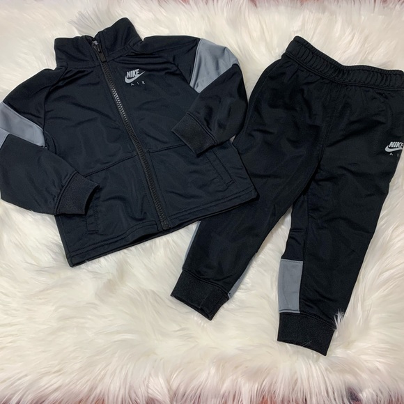 Nike Other - Nike 18 Months Boy Tracksuit